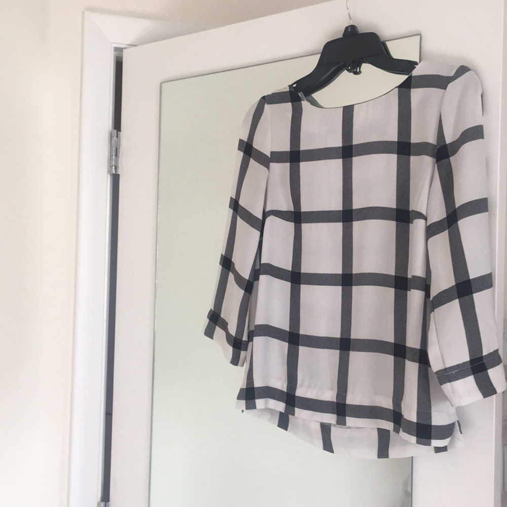 White stripe blouse